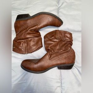 Brown Boots Small Heeled